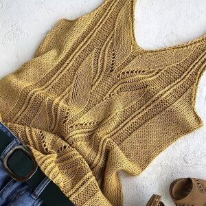 Sleeveless Knit top